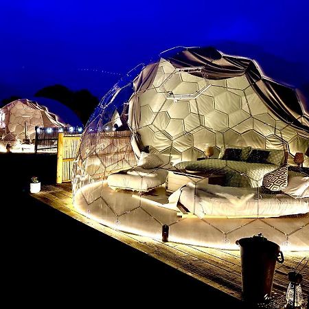 Deerstone Glamping-Pinhaw Beacon Dome Hot Tub Earby Exterior foto