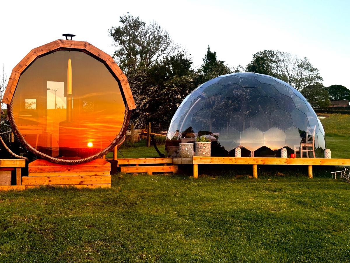Deerstone Glamping-Pinhaw Beacon Dome Hot Tub Earby Exterior foto